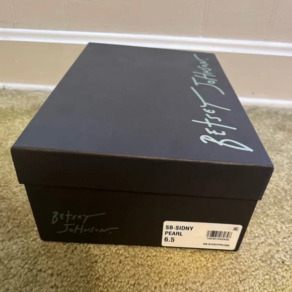 Betsy Johnson Sidny Ivory Shoes - Picture 9 of 10